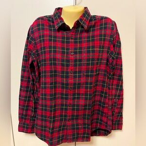 UNIQLO Classic Flannel Button Down ♥️ 🖤